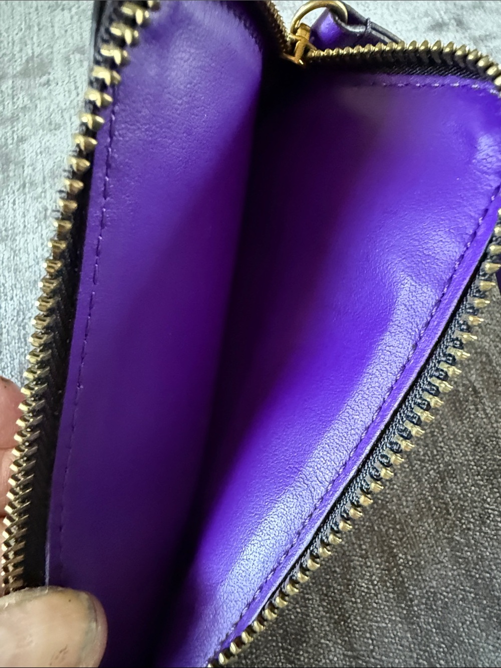 Isabel Marant Purple Leather Card Case with Gold Carabiner - Picture 7 of 10